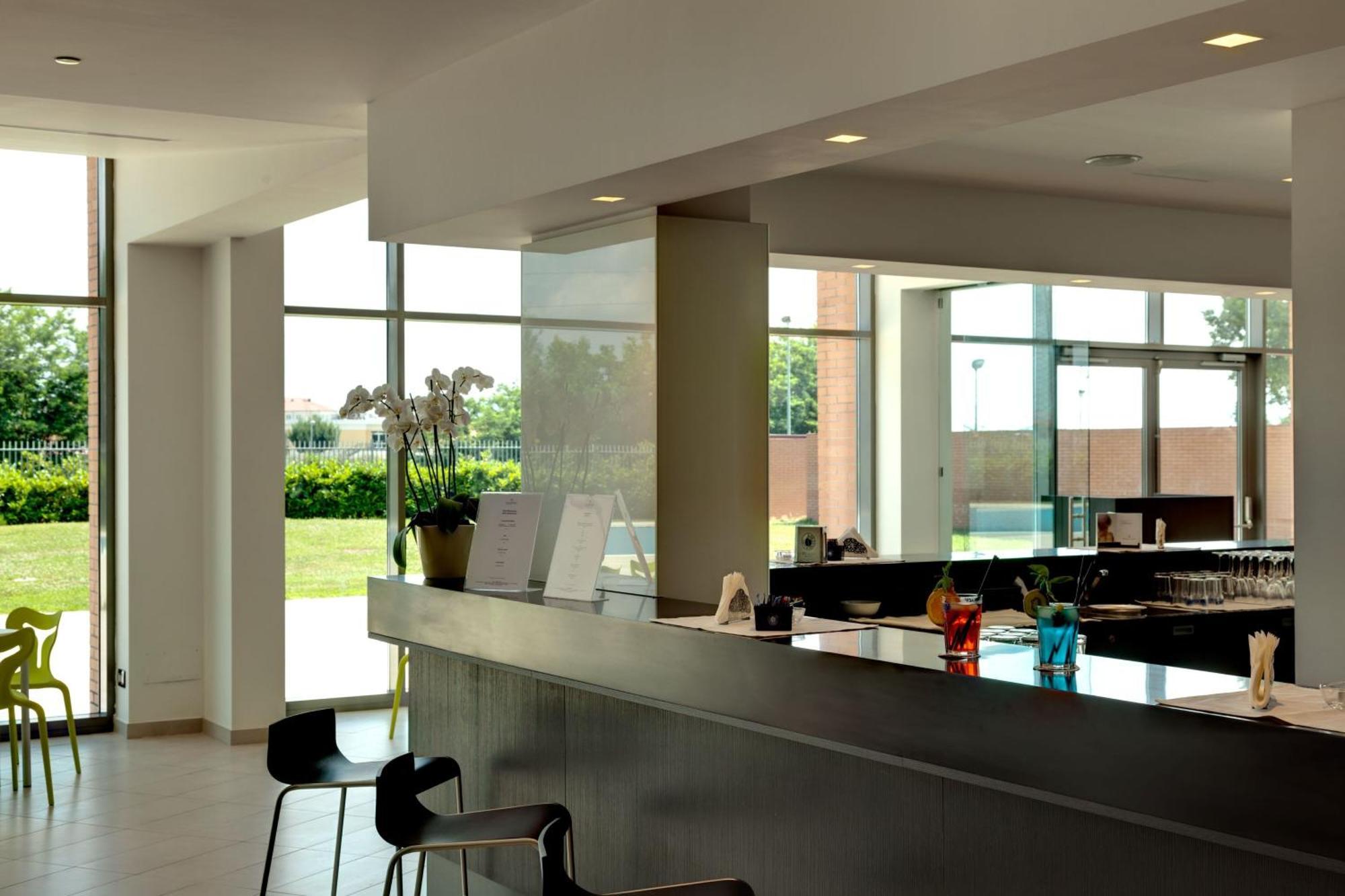 Inn Naples Airport Gricignano dʼAversa Екстериор снимка