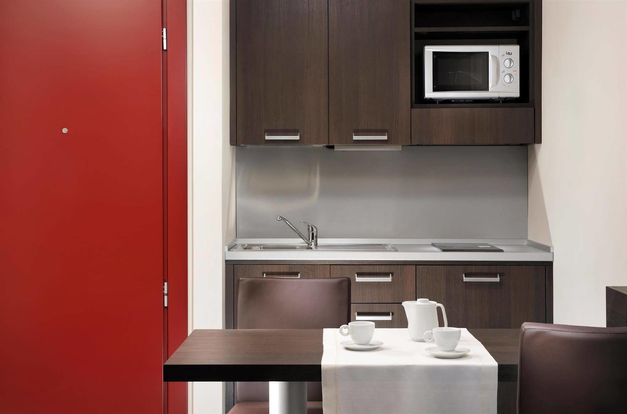 Inn Naples Airport Gricignano dʼAversa Екстериор снимка
