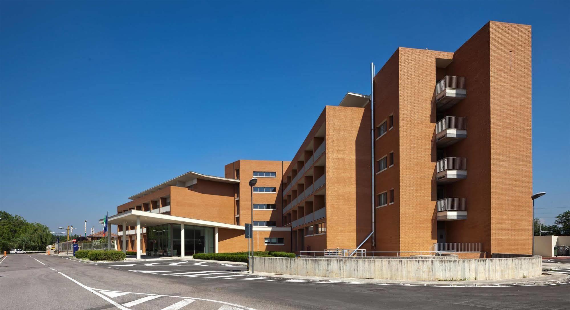 Inn Naples Airport Gricignano dʼAversa Екстериор снимка